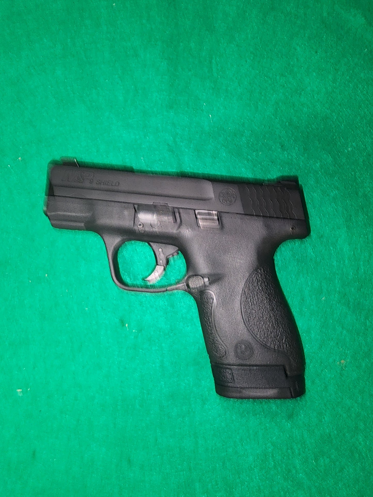 USED Smith & Wesson M&P 9 Shield Pistol 9mm